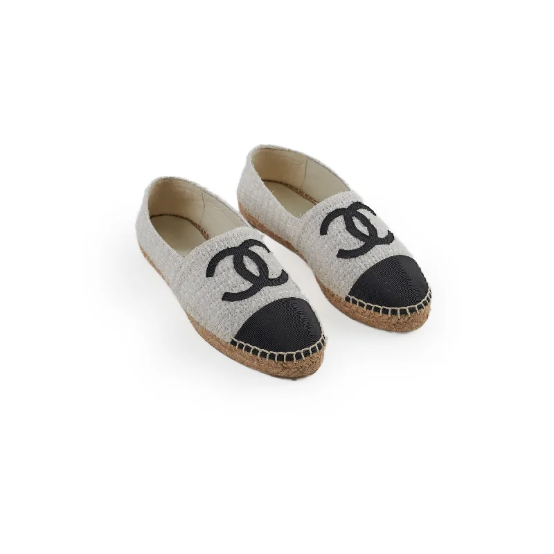 Chanel Espadrilles White Size 38