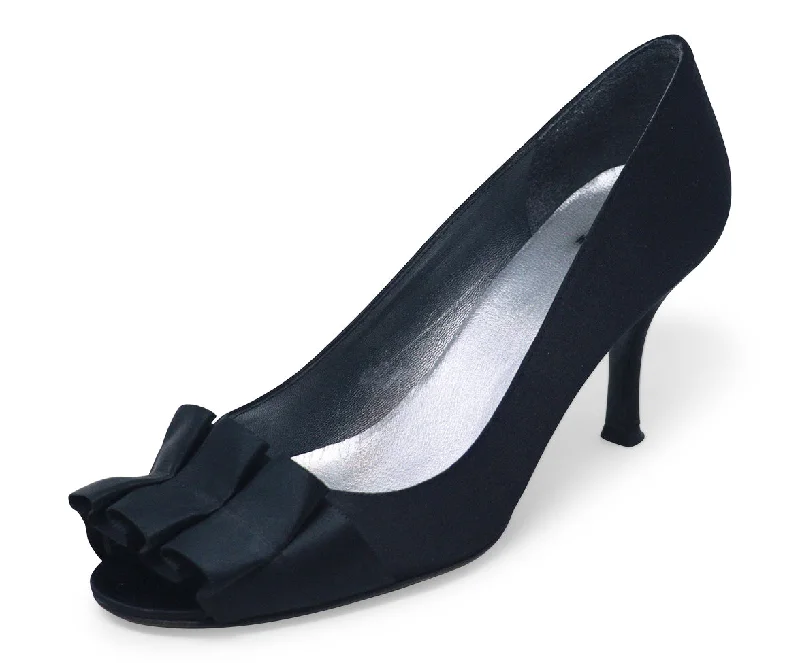 Stuart Weitzman Black Satin Ruffle Heels sz 8.5