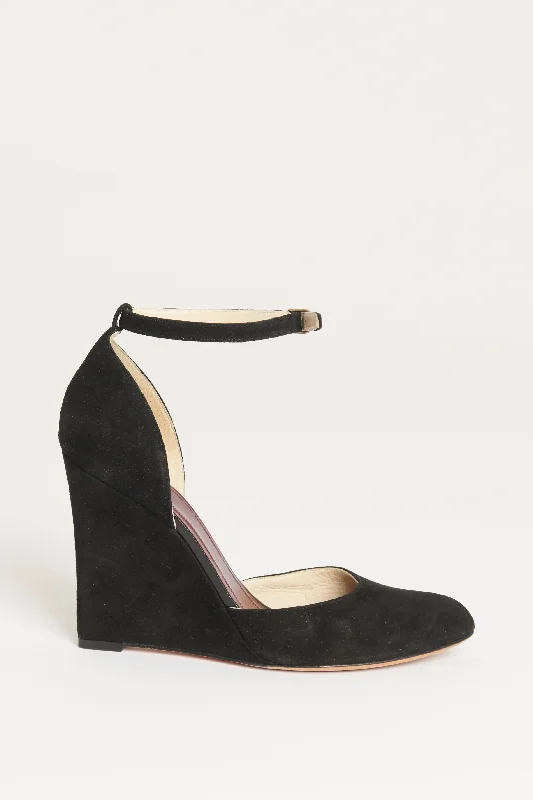 Black Suede Wedge Preowned Heels