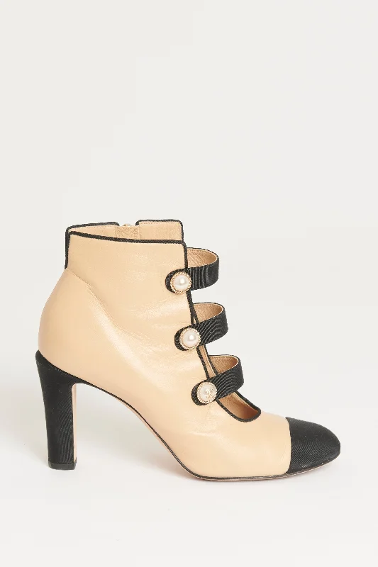 Beige Leather Preowned Ankle Boots With Straps