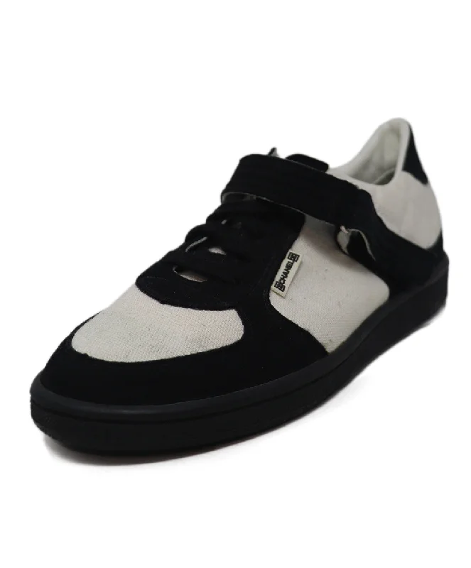 Chanel Black & White Canvas Suede Sneakers sz 9