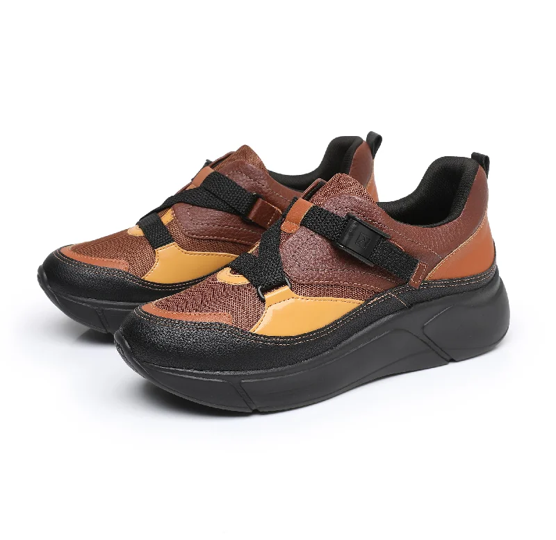 Runway-Ready Comfort Sneaker - Brown (986.003)