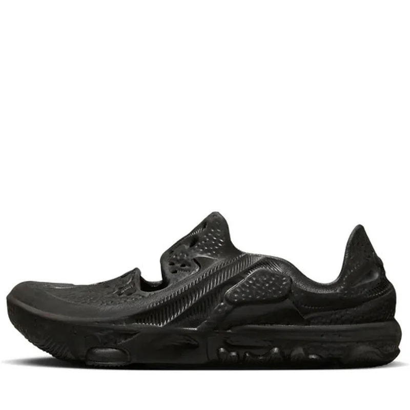 Nike ISPA Universal - Black/Black