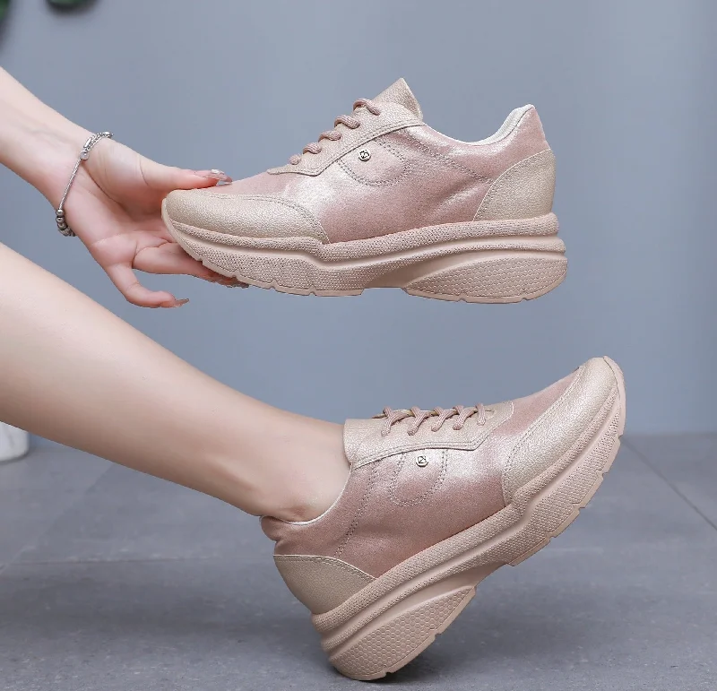 Urban Mod Must-Have: Lace-Up Sneakers - Nude (781.002)