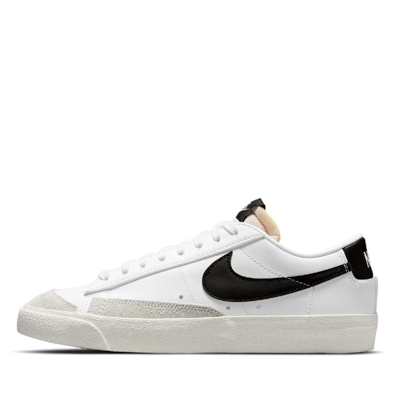 Women's Nike Blazer Low '77 - White/Black